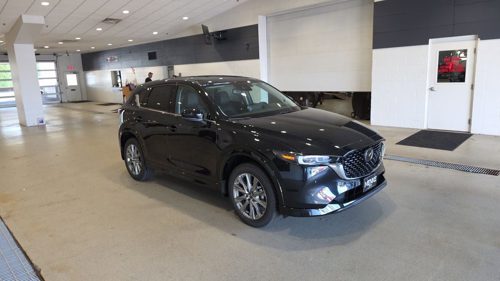 New 2025 MAZDA CX-5 AWD 2.5 S w/ Premium Plus Pkg image 4