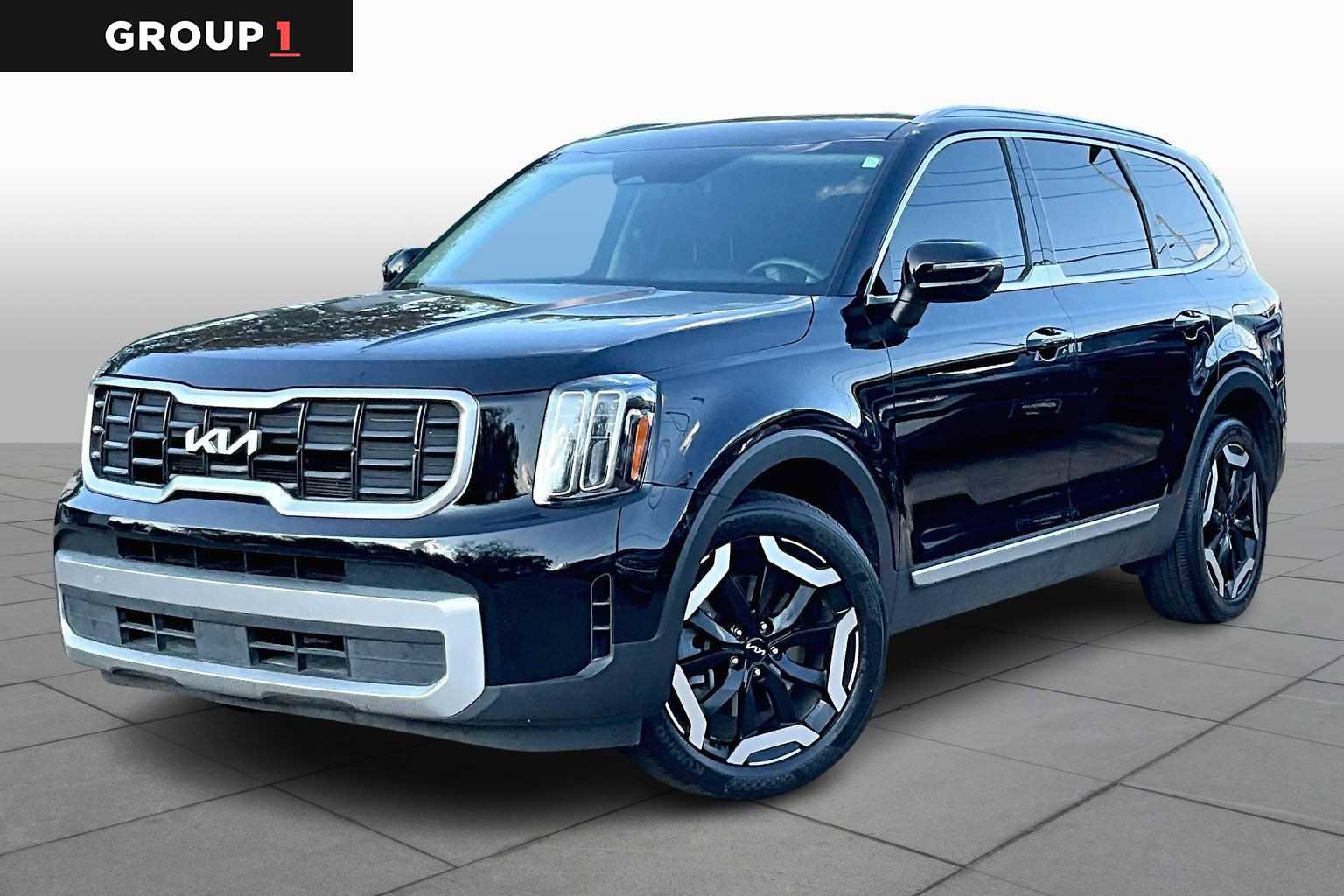Used 2023 Kia Telluride S image 1