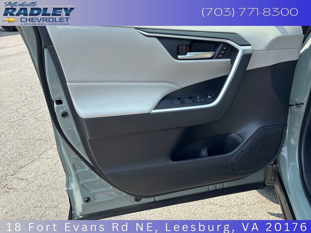 Used 2020 Toyota RAV4 XLE Premium AWD/4WD image 12