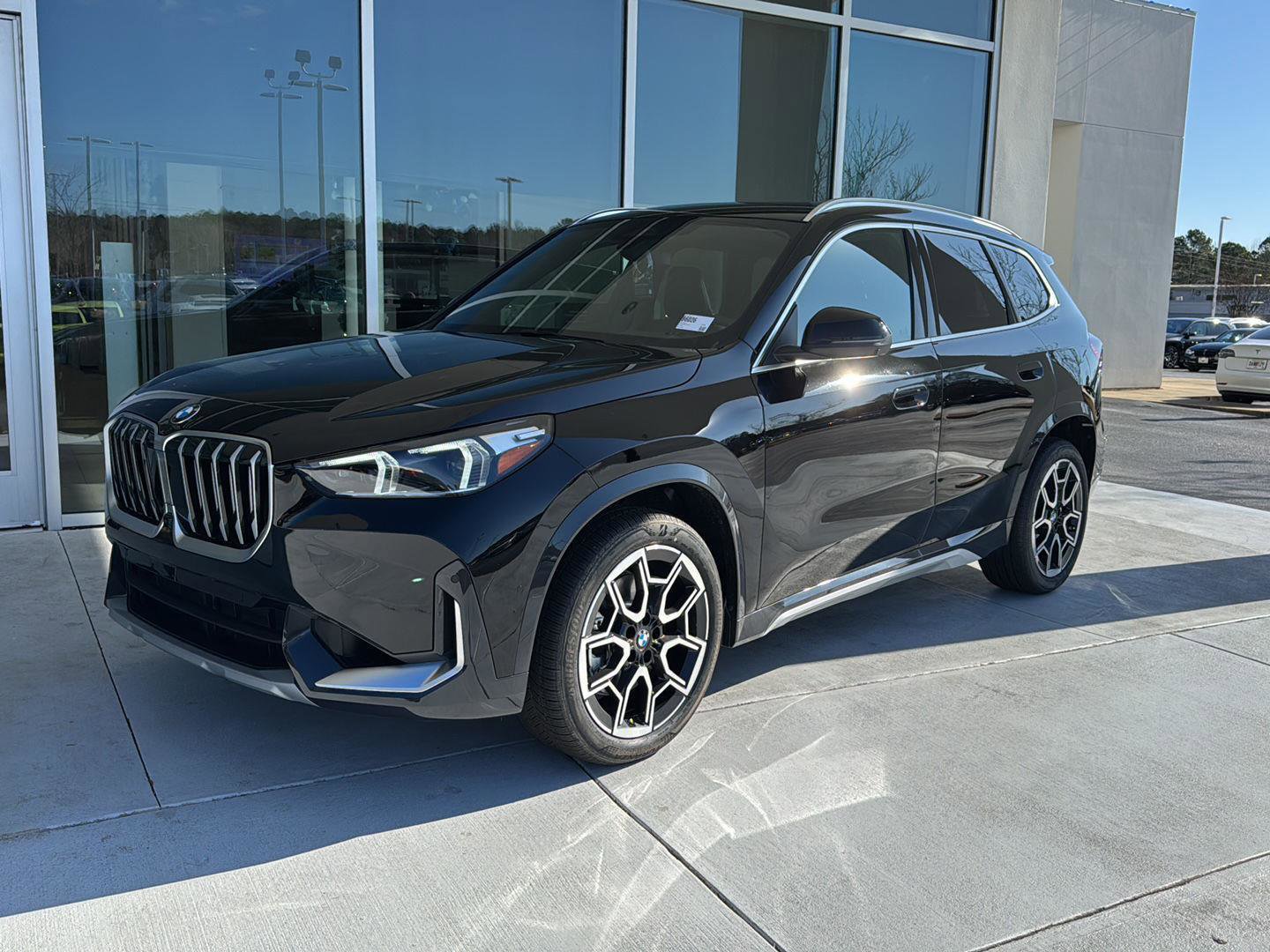 New 2026 BMW X1 xDrive28i w/ Technology Package image 1
