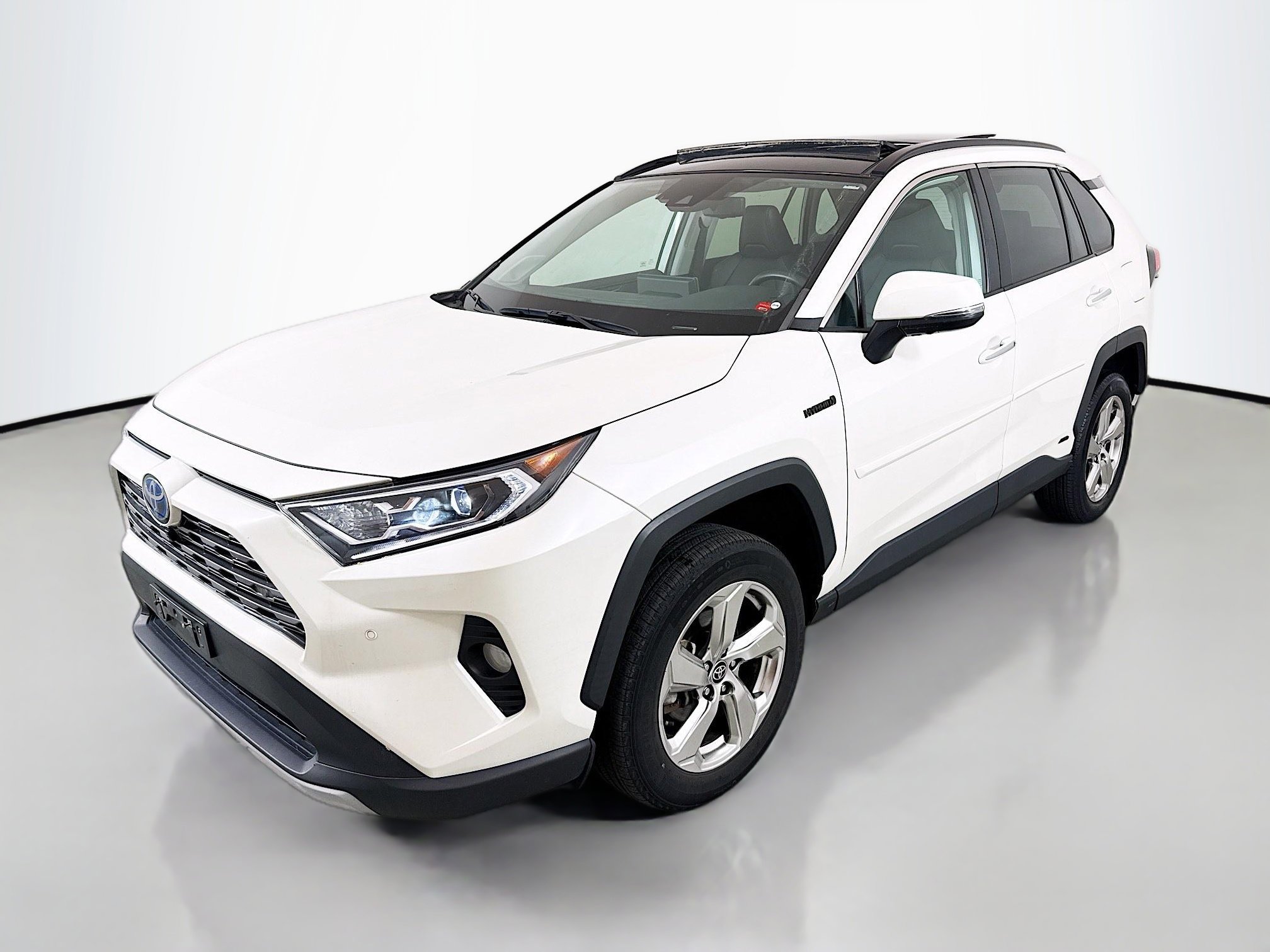 Used 2021 Toyota RAV4 Limited AWD/4WD image 3