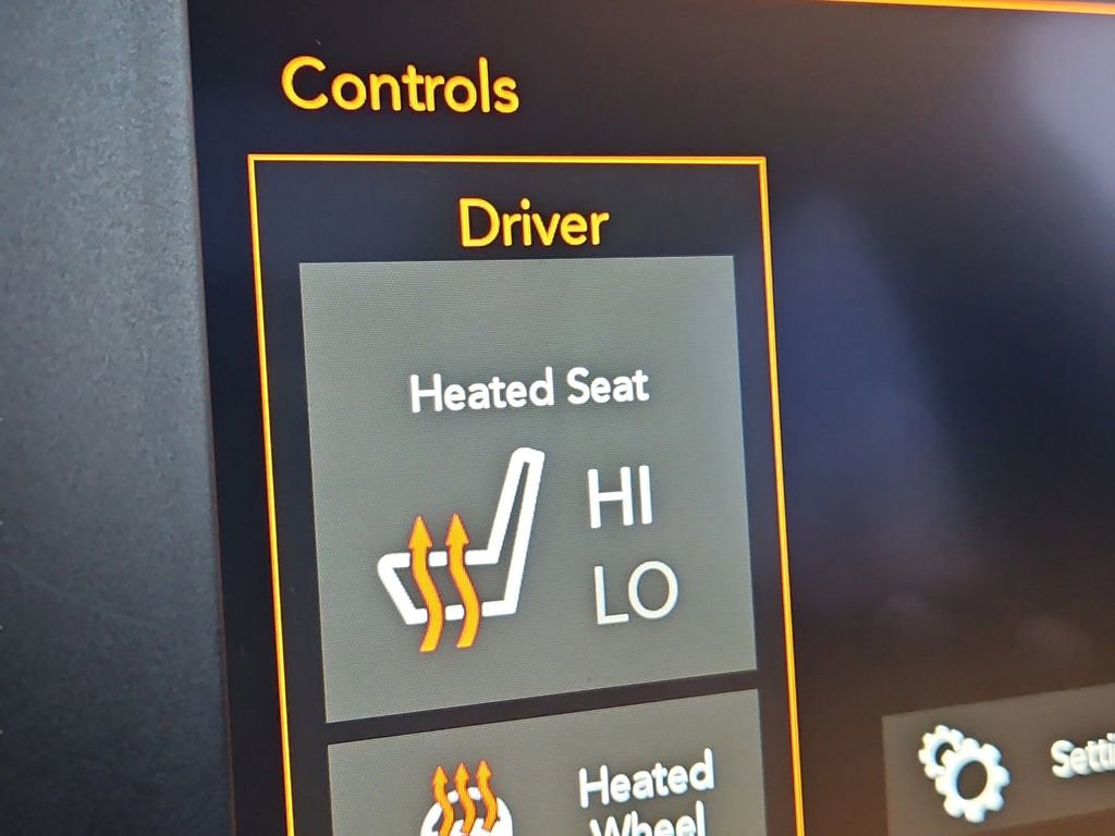 Used 2021 Jeep Renegade Limited w/ Sun & Sound Group image 21