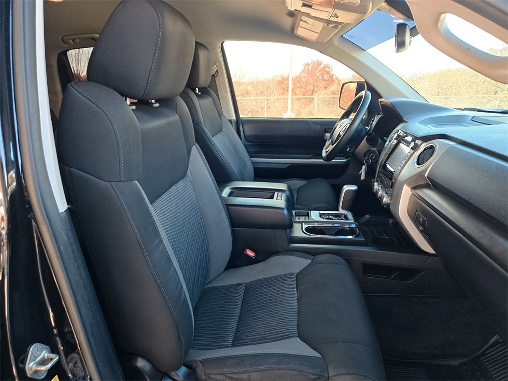 Used 2017 Toyota Tundra SR5 image 27