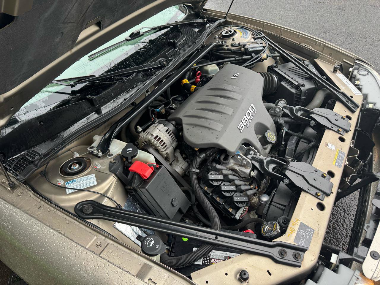 Used 2002 Buick Regal LS w/ LS Premium Pkg image 31