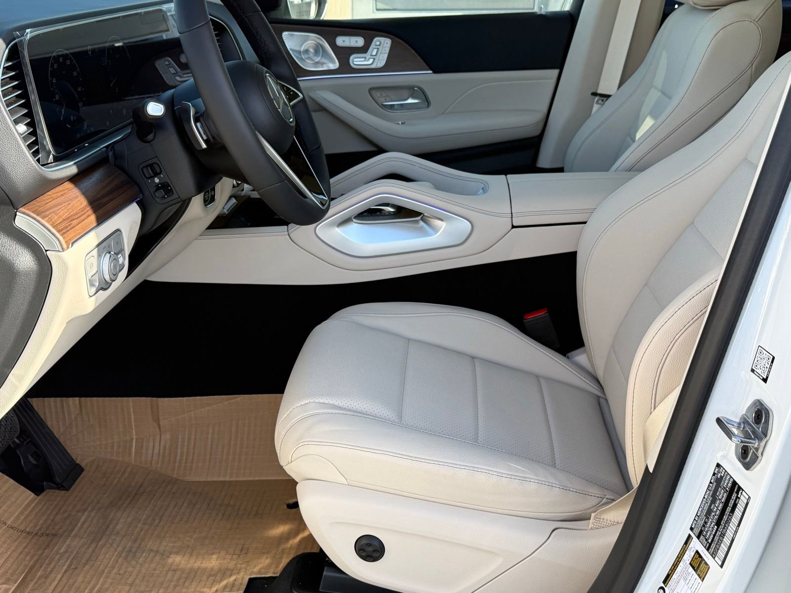 New 2026 Mercedes-Benz GLE 450 4MATIC image 16
