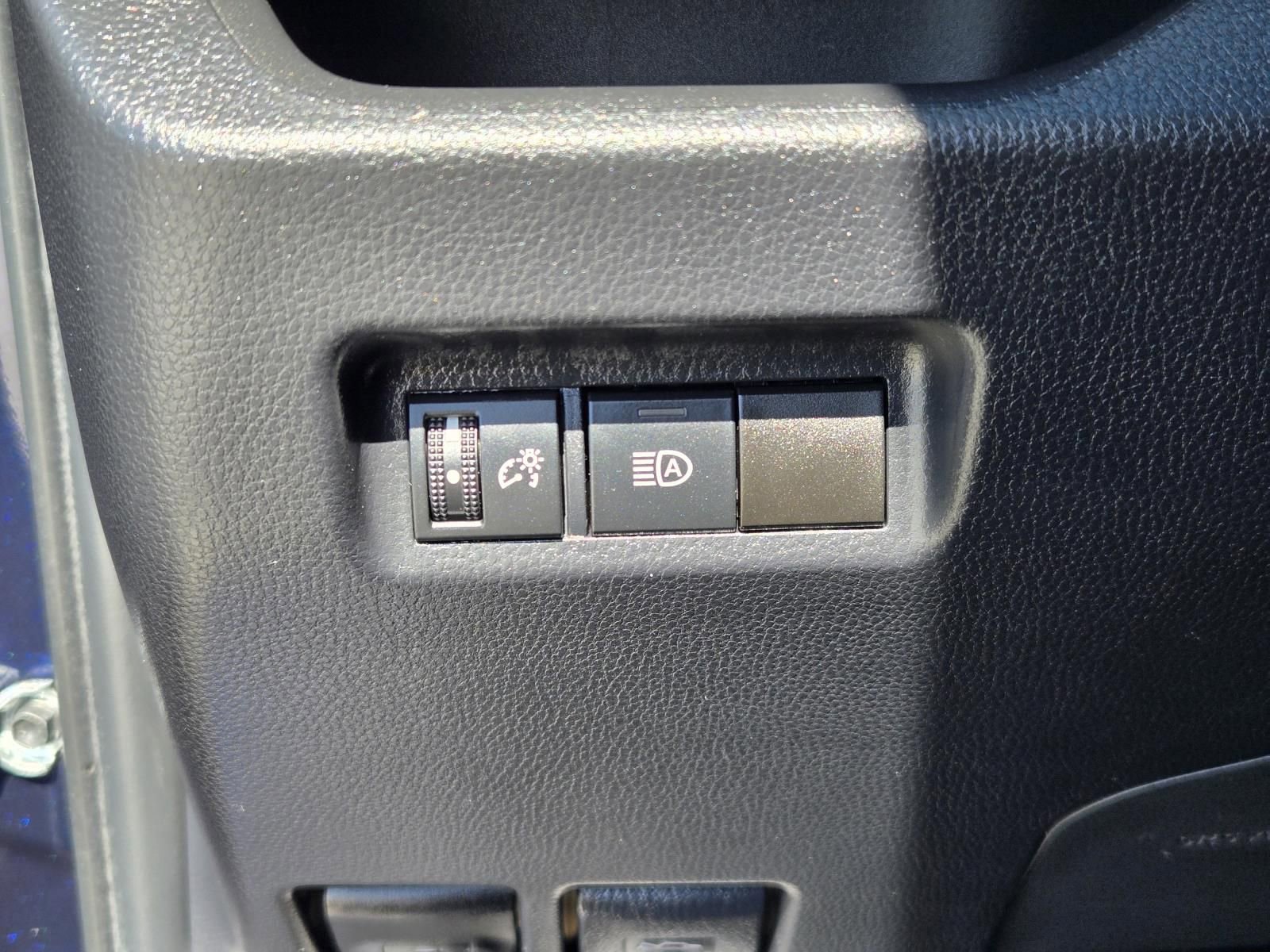 Used 2023 Toyota RAV4 XLE image 20