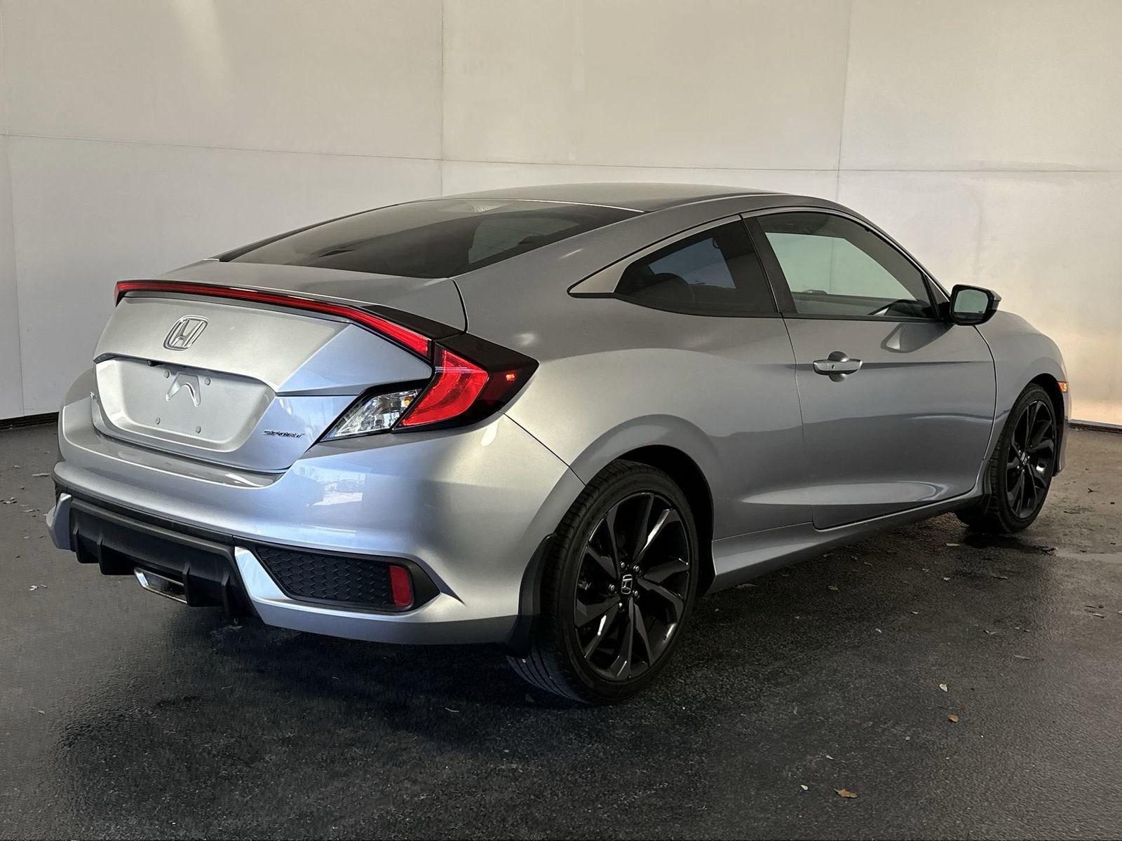 Used 2020 Honda Civic Sport image 14