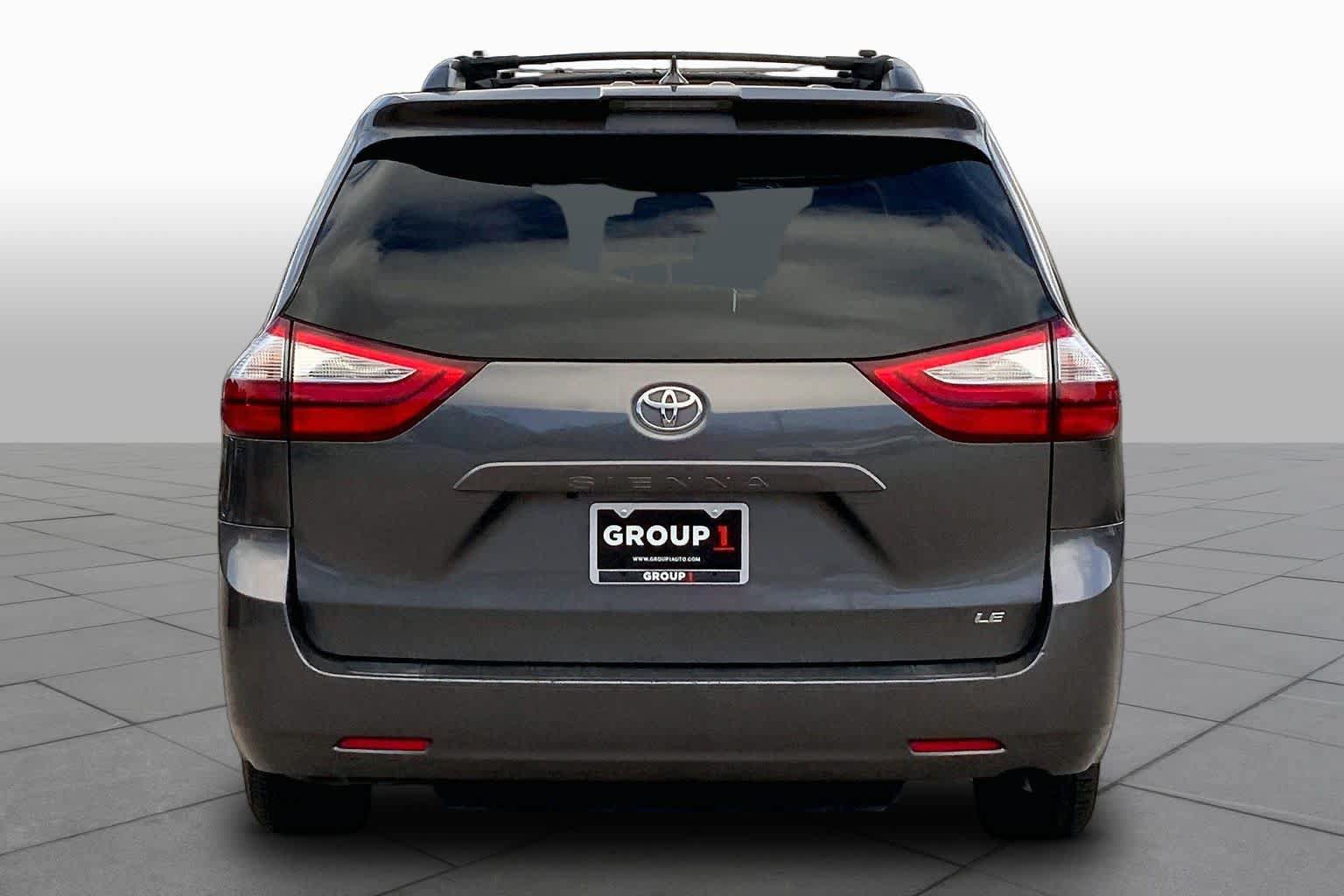 Used 2018 Toyota Sienna LE FWD image 5