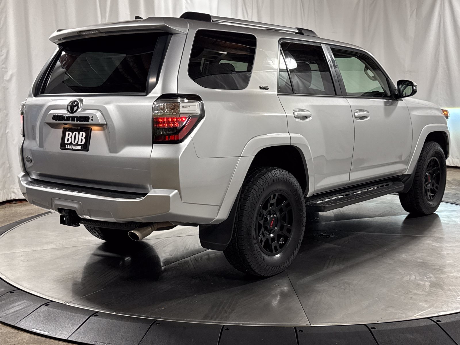 Used 2021 Toyota 4Runner SR5 Premium w/ Moonroof Package AWD/4WD image 10