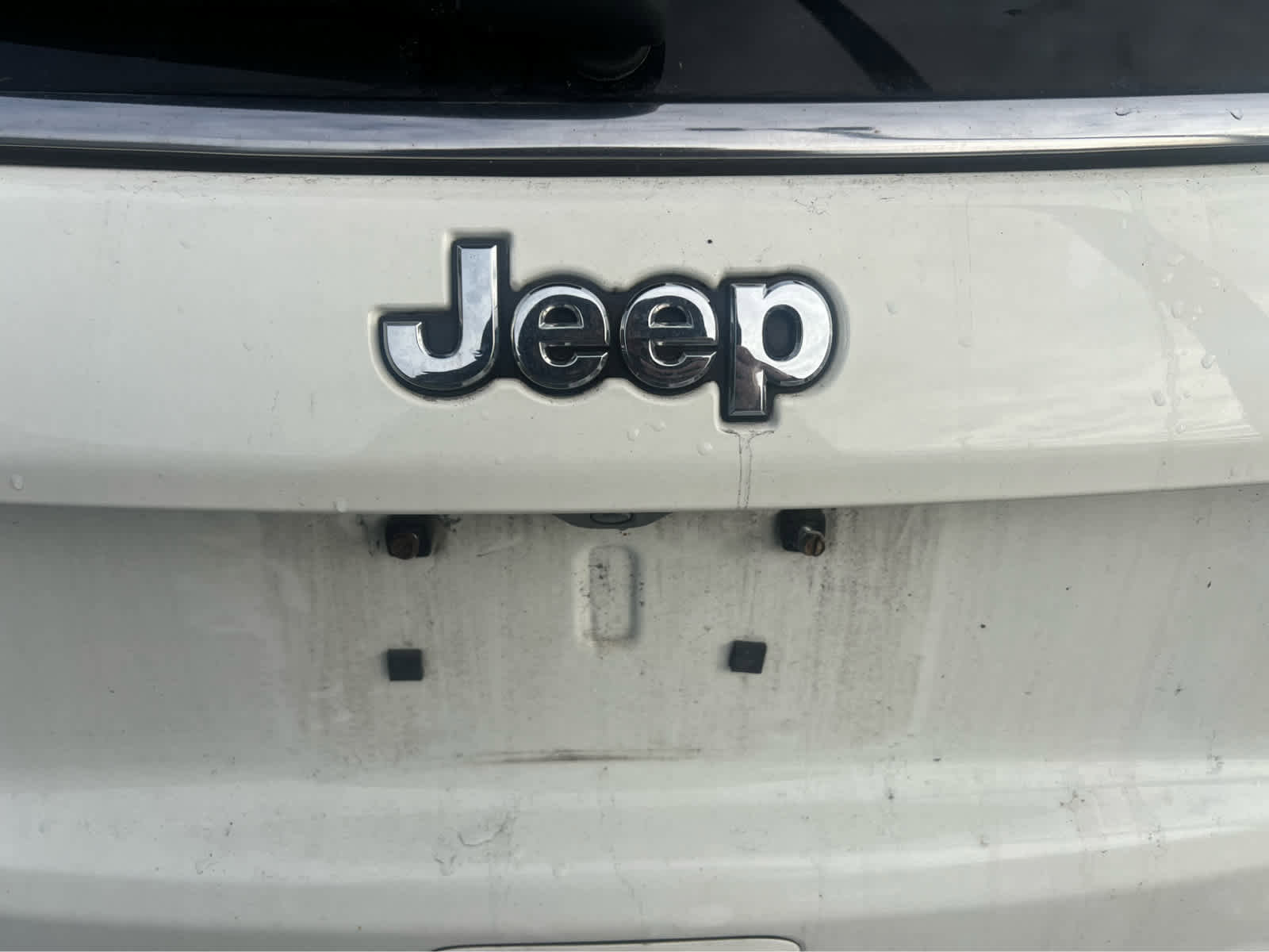 Used 2019 Jeep Compass Latitude w/ Cold Weather Group image 16