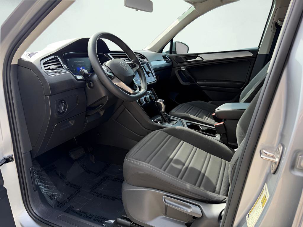 Used 2022 Volkswagen Tiguan S FWD image 19
