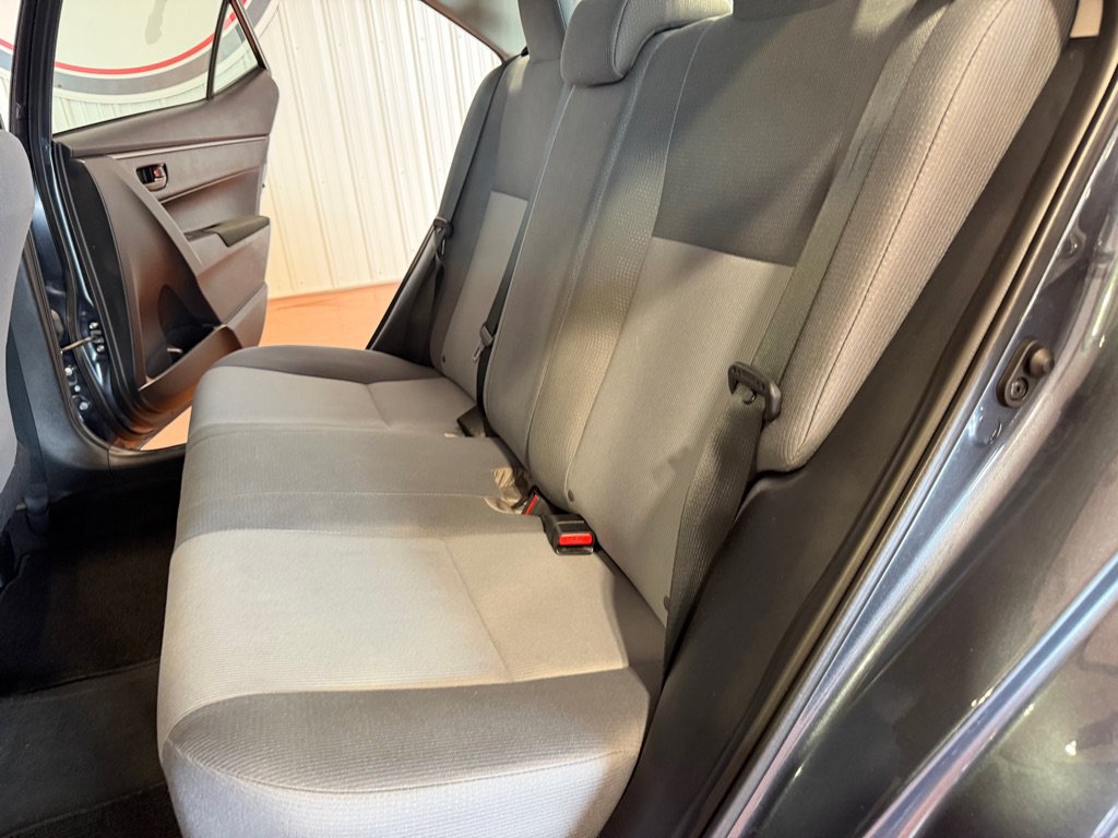 Used 2015 Toyota Corolla L FWD image 21