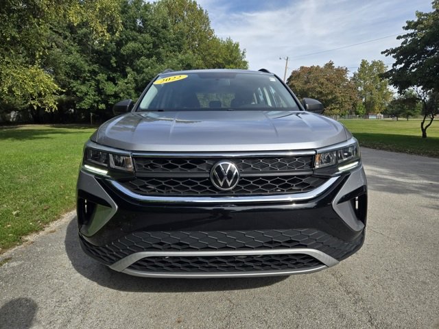 Used 2022 Volkswagen Taos S image 9