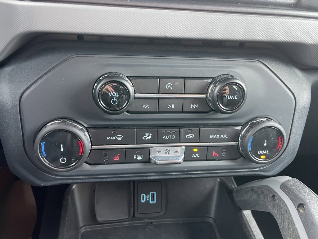 Used 2022 Ford Bronco Big Bend image 11