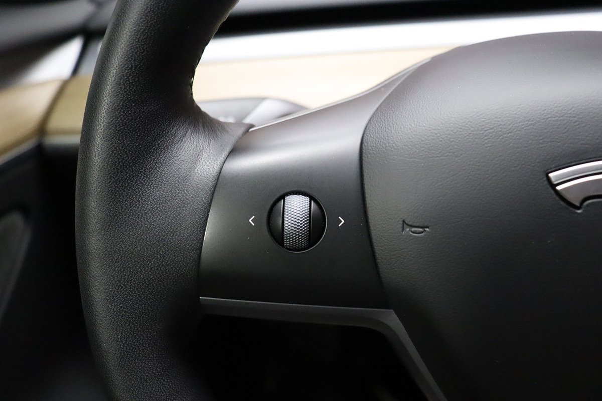 Used 2023 Tesla Model 3 Standard Range RWD image 48