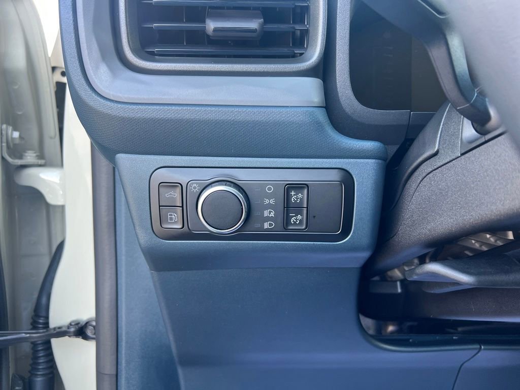 Used 2025 Ford Maverick XL image 21