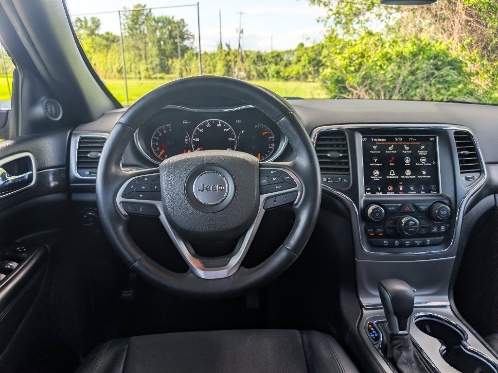 Used 2018 Jeep Grand Cherokee Altitude AWD/4WD image 30