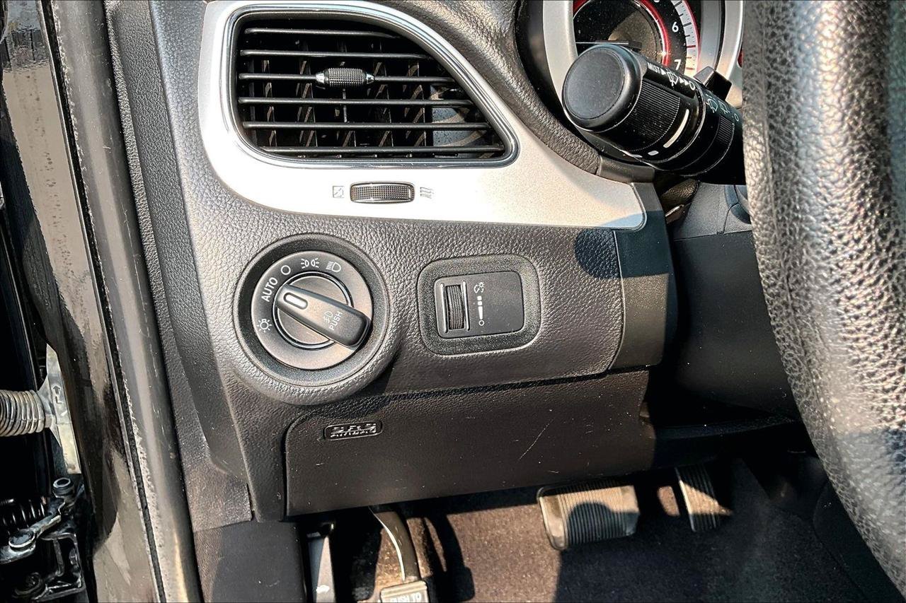 Used 2016 Dodge Journey SXT w/ Comfort/Convenience Group AWD/4WD image 37