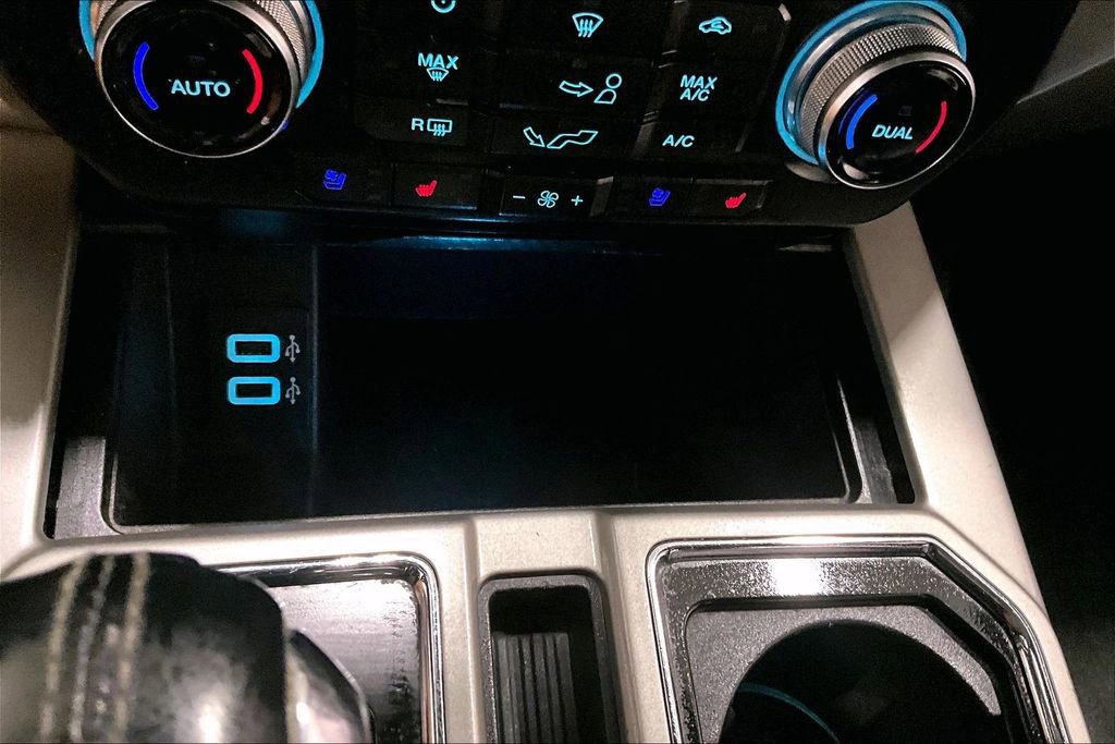 Used 2018 Ford F150 Lariat w/ Equipment Group 502A Luxury image 17