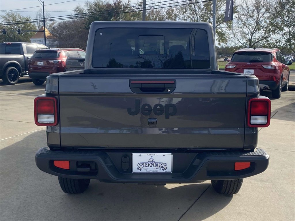 New 2025 Jeep Gladiator Sport image 7