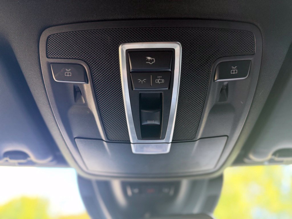 Used 2019 Mercedes-Benz GLS 450 4MATIC image 31