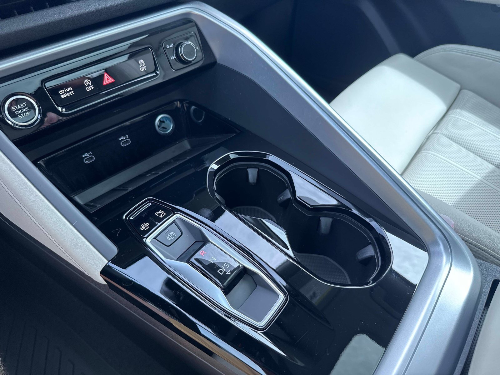 Certified 2025 Audi Q5 Premium Plus AWD/4WD image 27