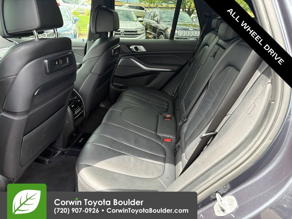Used 2019 BMW X5 xDrive50i w/ Parking Assistance Package AWD/4WD image 20
