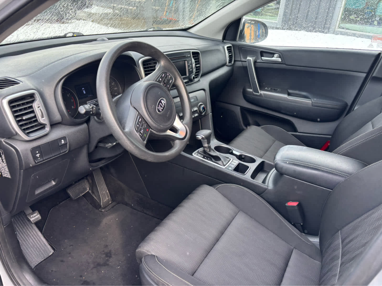Used 2019 Kia Sportage LX image 5