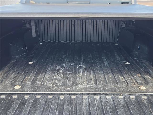 Used 2022 Toyota Tacoma SR5 w/ Technology Package RWD image 6