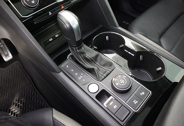 Used 2021 Volkswagen Atlas SEL Premium image 34