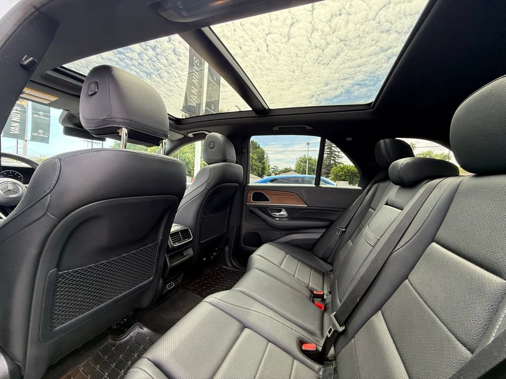 Used 2025 Mercedes-Benz GLE 350 4MATIC image 6