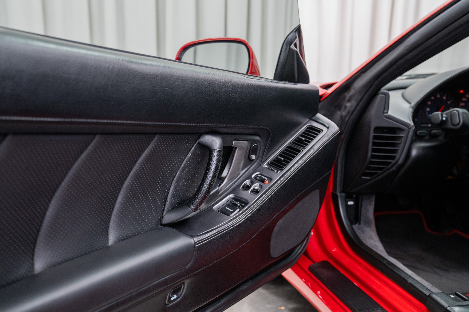 Used 2005 Acura NSX T RWD image 53