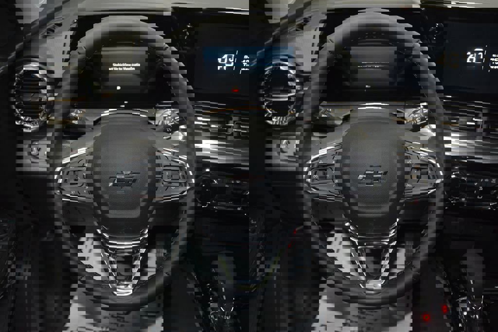 New 2026 Chevrolet Trax ACTIV w/ Sunroof Package FWD image 34