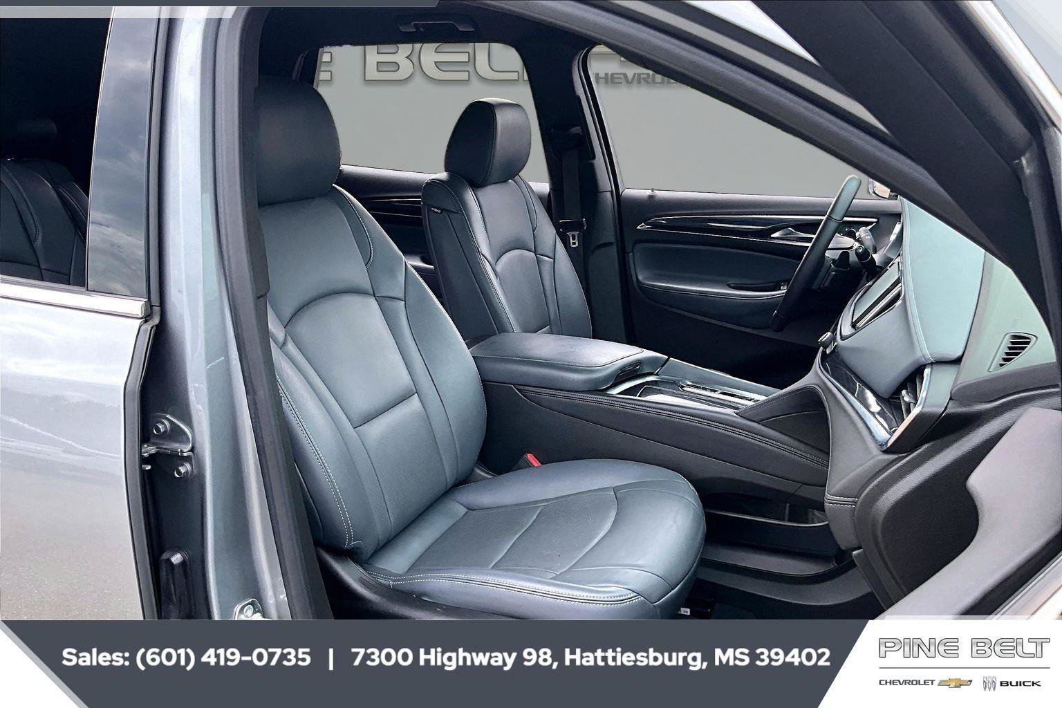 Used 2024 Buick Enclave Essence w/ Sport Touring Edition FWD image 6