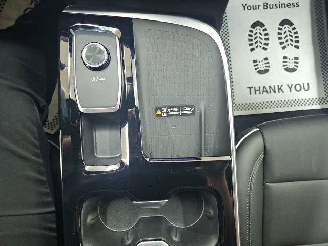 Used 2025 Buick Enclave Preferred image 25