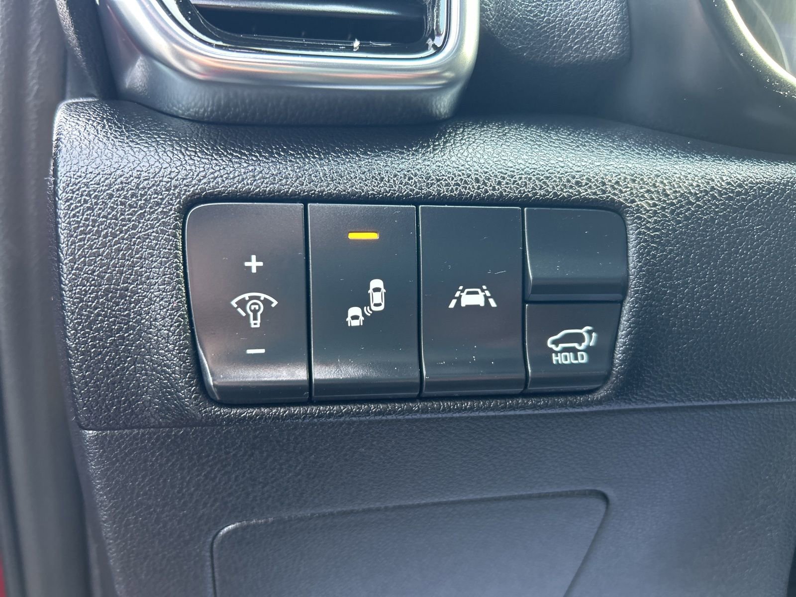 Used 2020 Kia Sportage EX image 24