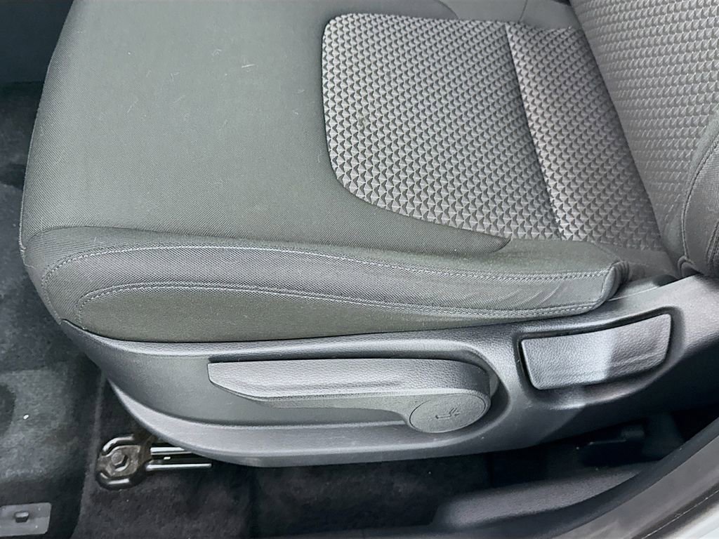 Used 2024 Kia Sportage LX image 19