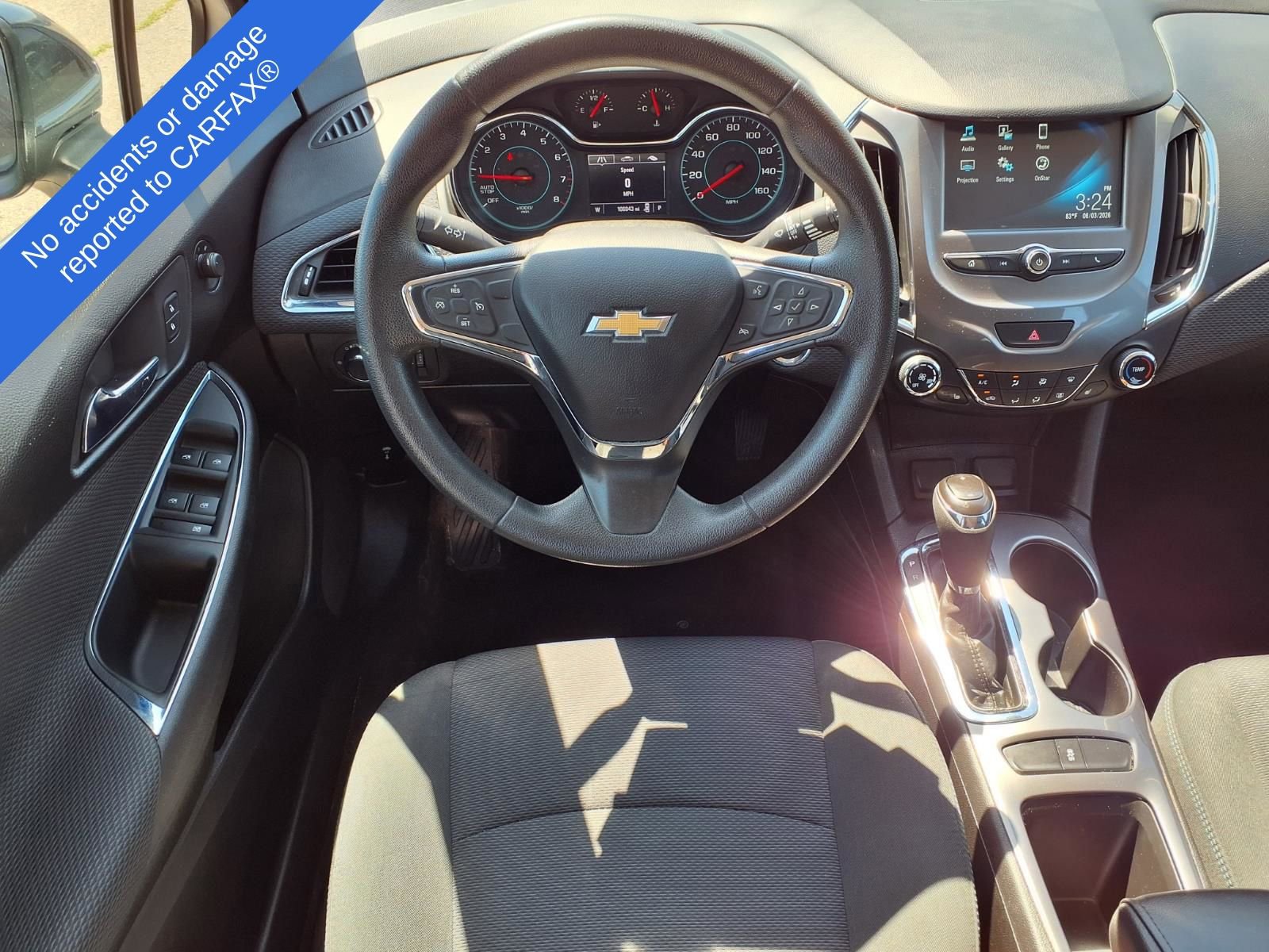 Used 2018 Chevrolet Cruze LT w/ Convenience Package FWD image 15