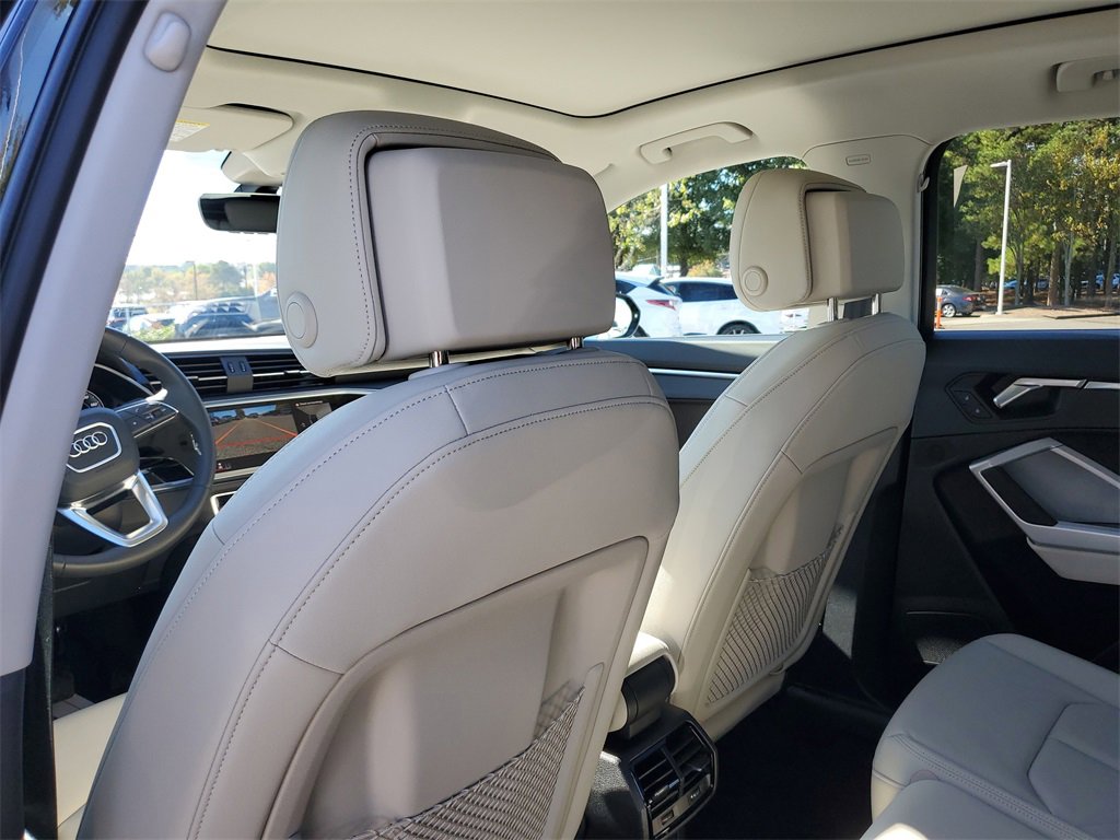 Used 2024 Audi Q3 2.0T Premium Plus image 13