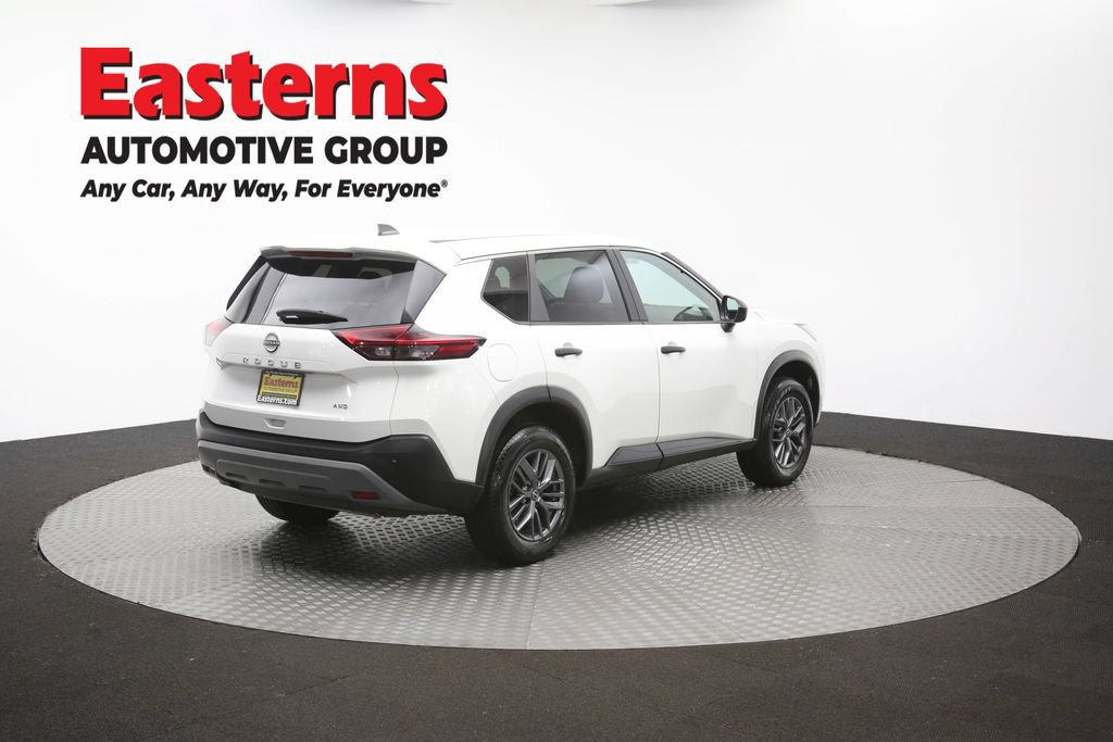 Used 2023 Nissan Rogue S AWD/4WD image 42