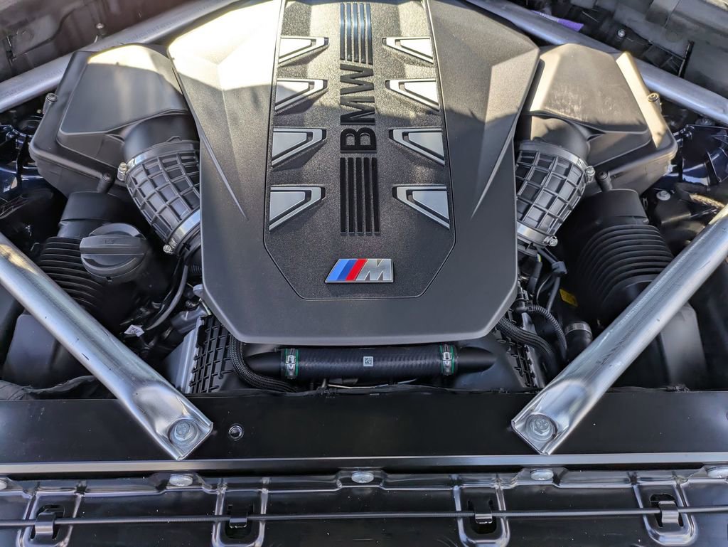 New 2026 BMW X5 M60i w/ Climate Comfort Package image 39