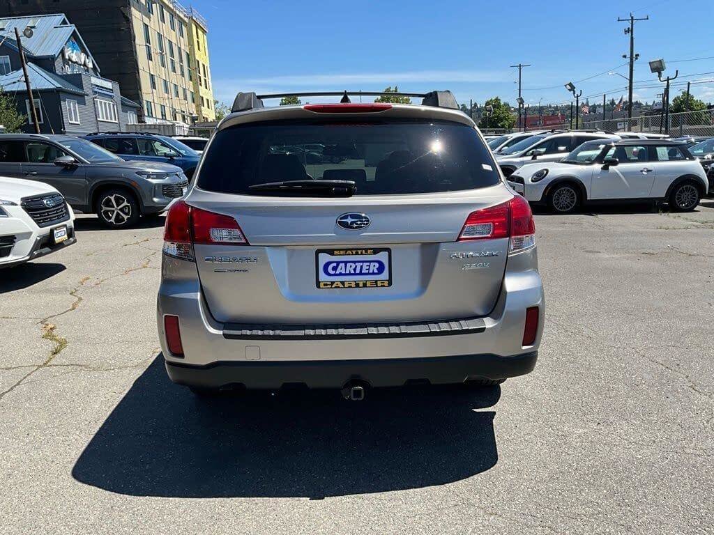 Used 2014 Subaru Outback 2.5i Premium AWD/4WD image 7