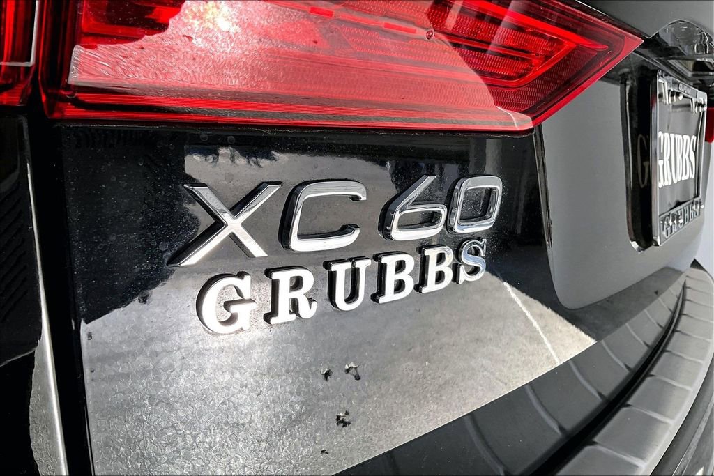 Used 2025 Volvo XC60 B5 Plus w/ Protection Package Premier image 39
