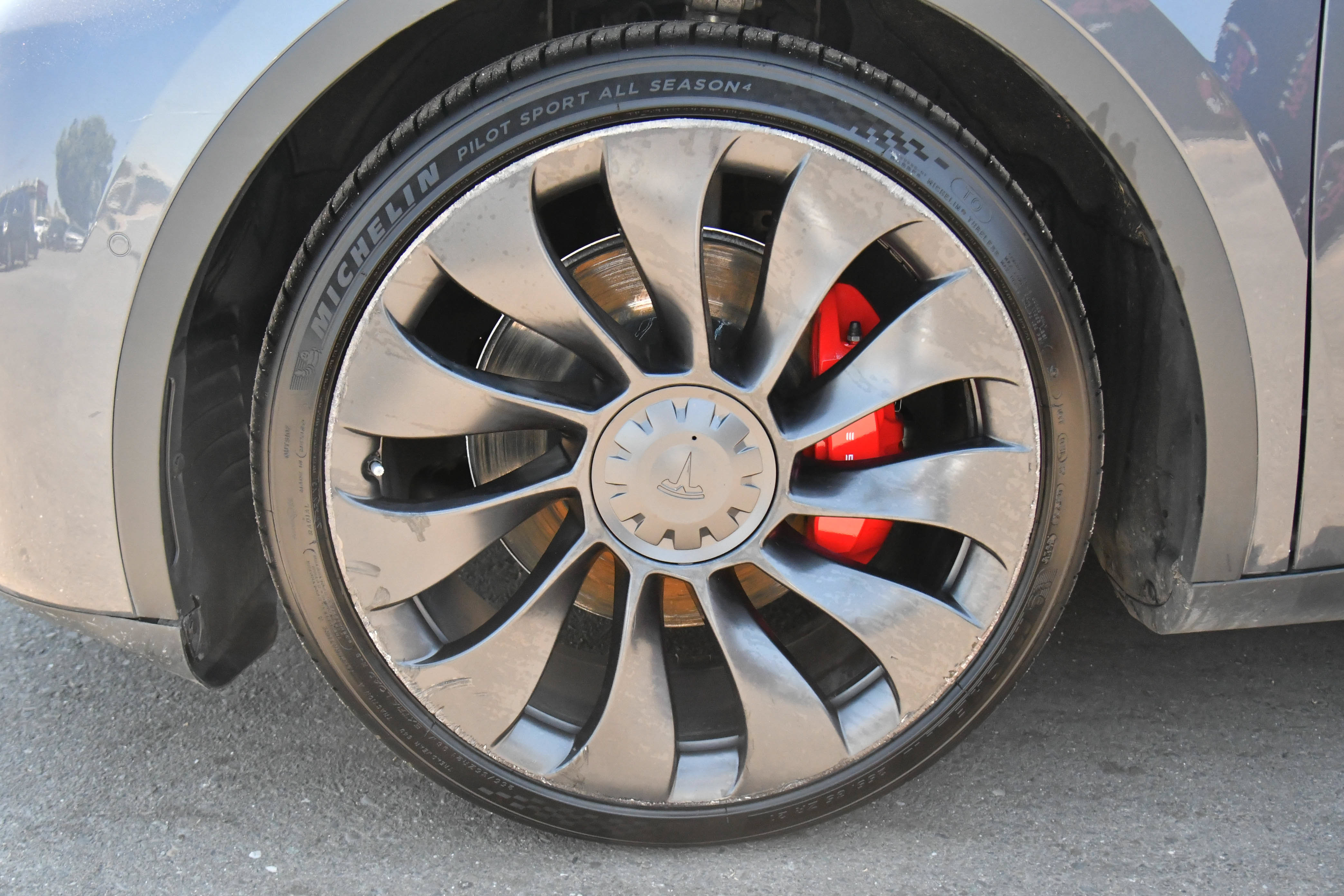 Used 2022 Tesla Model Y Performance AWD/4WD image 12