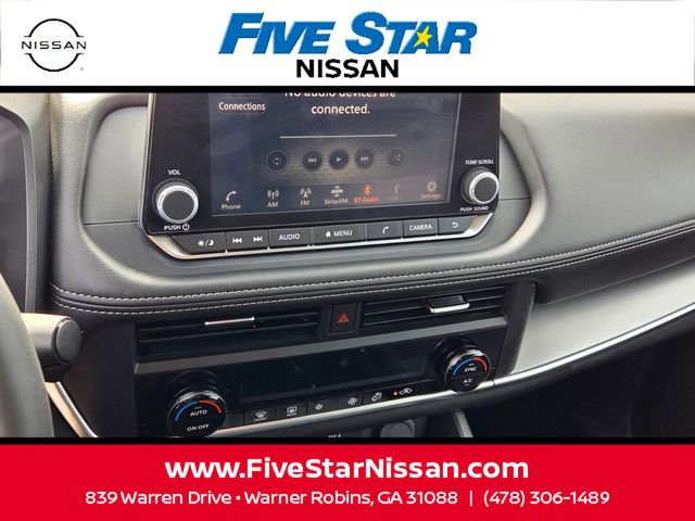 Used 2026 Nissan Rogue SV image 19