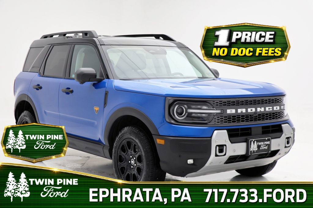 Used 2025 Ford Bronco Sport Badlands AWD/4WD image 1