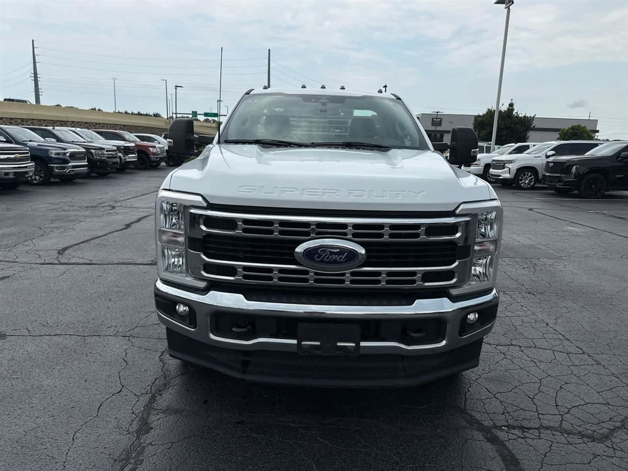 Used 2023 Ford F350 XL w/ Snow Plow Prep Package AWD/4WD image 3