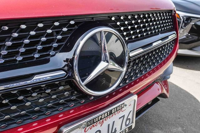 Used 2021 Mercedes-Benz GLC 300 image 4