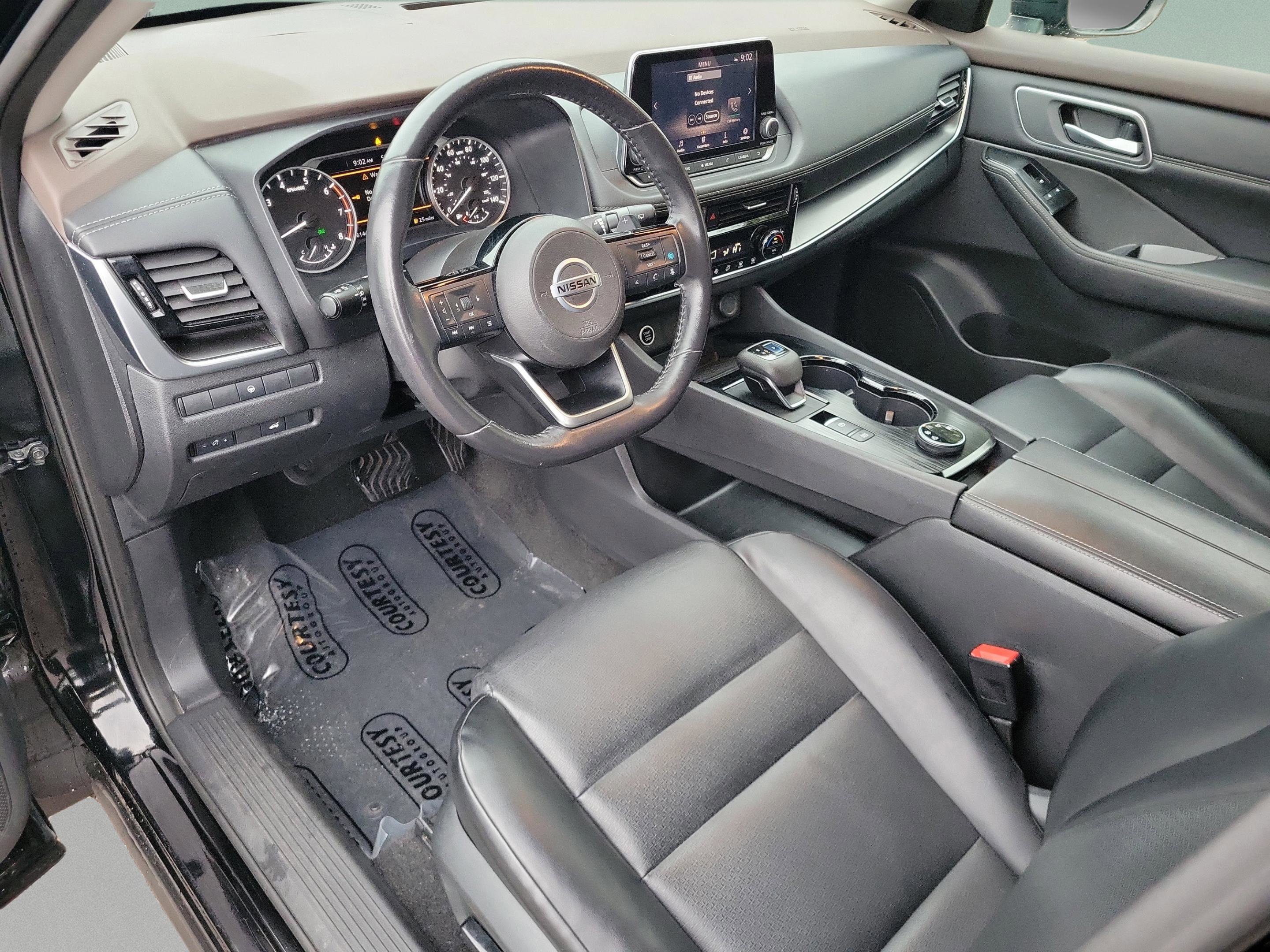 Certified 2021 Nissan Rogue SV w/ Premium Package image 26