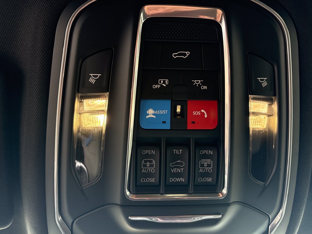 New 2027 Jeep Grand Cherokee Limited AWD/4WD image 36
